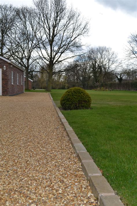 principles of landscape design Driveway landscaping, Easy landscaping