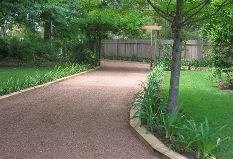 25 Prodigious Gravel Driveway Border Ideas Concept in 2020 Patio
