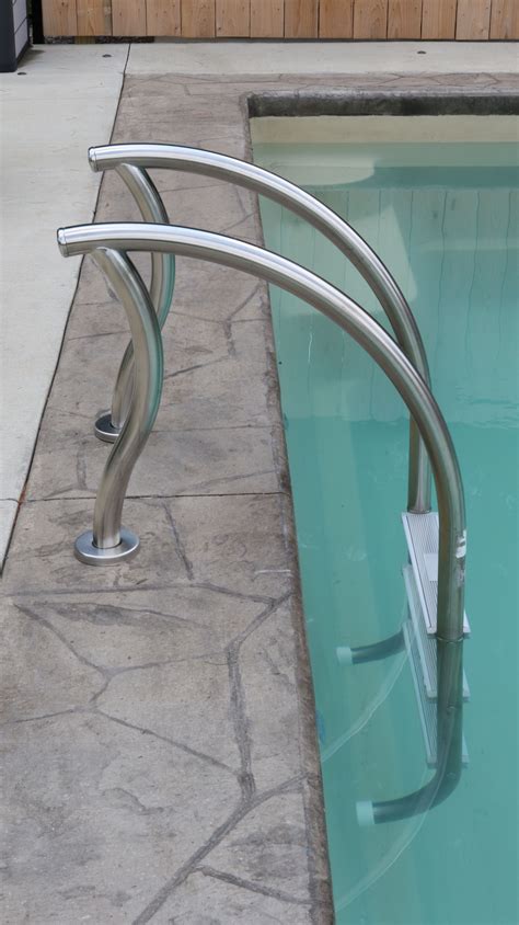 InterFab DRG3DE065SINGLE Economy Stainless Steel Pool Grab Rail