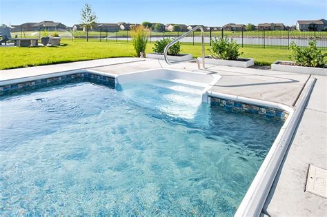 Custom Inground Pool Steps made of Concrete, Steel, or Polymer