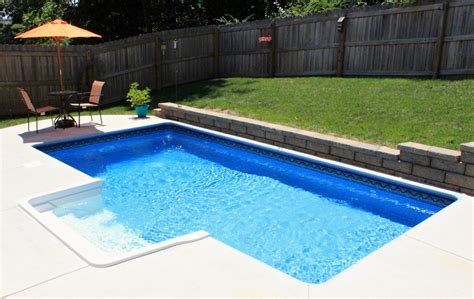 Vinyl Corner Steps and Bench Swimming pools inground, Swimming pool