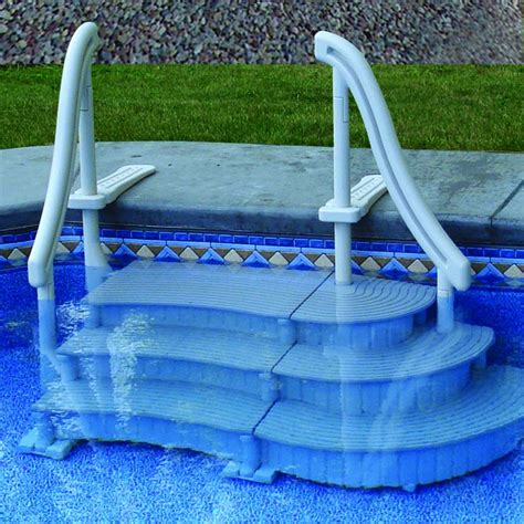 Custom Inground Pool Steps made of Concrete, Steel, or Polymer