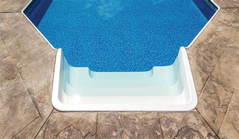 Cardinal 85Inch WaterFall Round 12 Jet SpillOver Spa Pool Warehouse