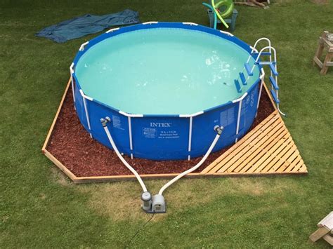 schwartzguy OnSale Intex 48 Inch Swimming Pool Step Ladder w/ Top
